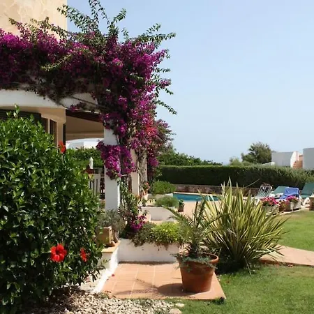 Orana Villa *